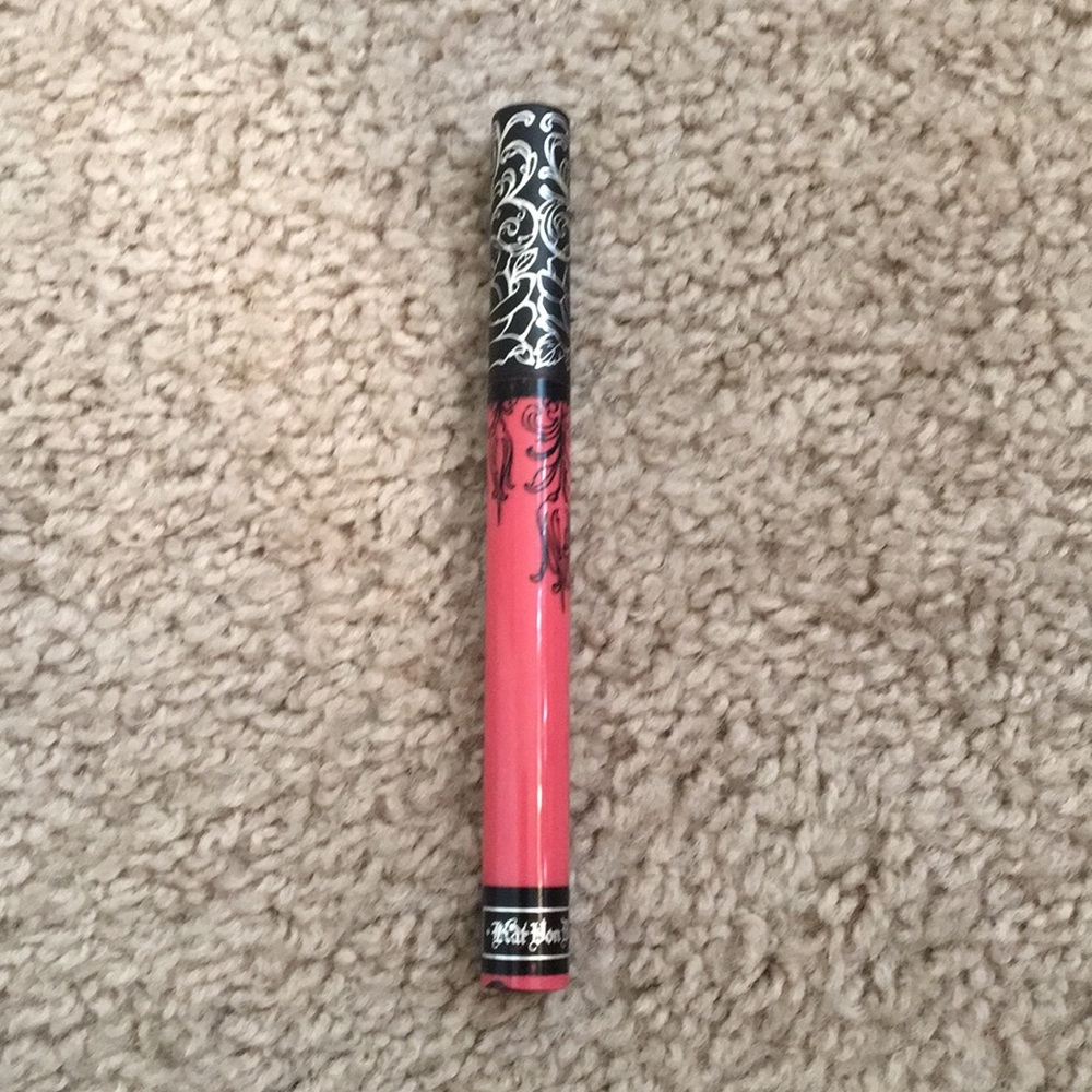Kat Von D Everlasting Liquid Lipstick in Beloved